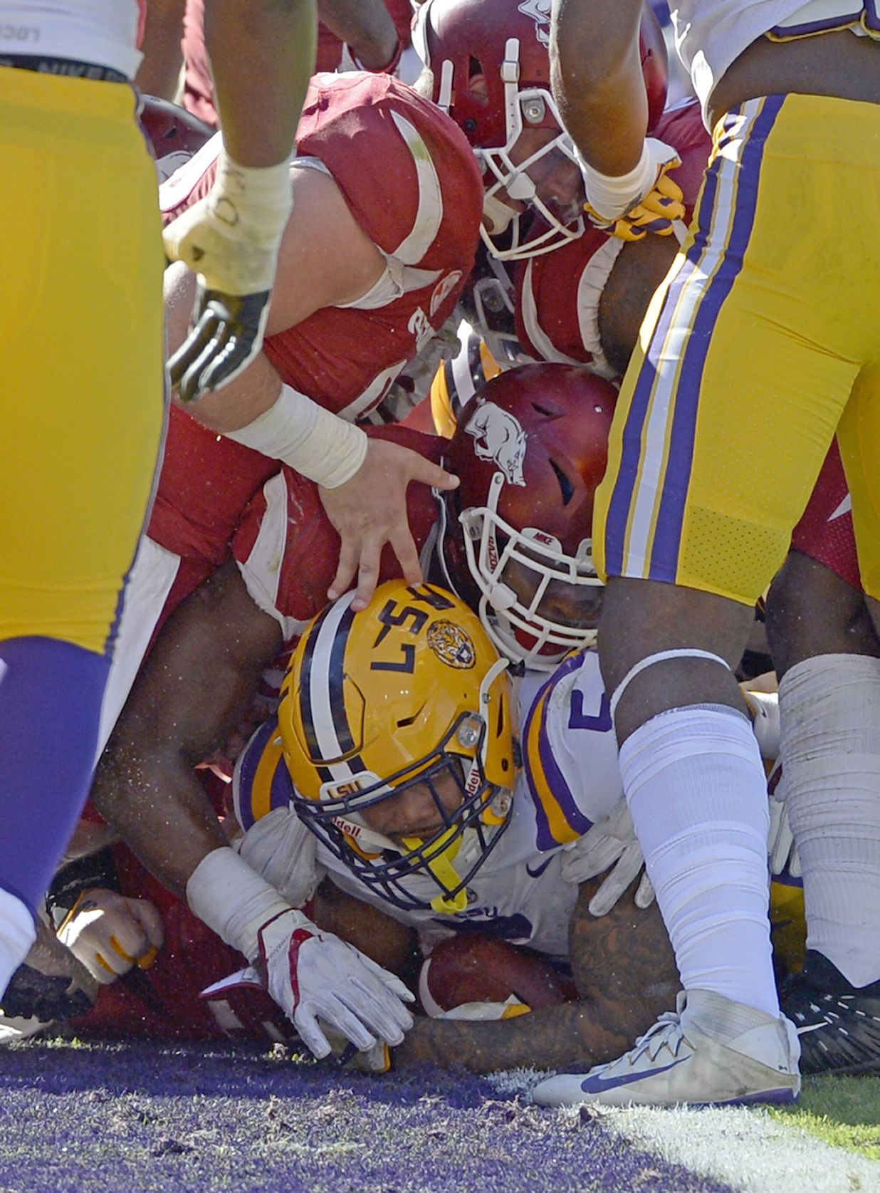 lsuarkansas2381.111217 bf